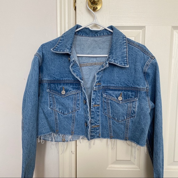 Brandy Melville - Cropped Denim Jacket - Picture 4 of 4